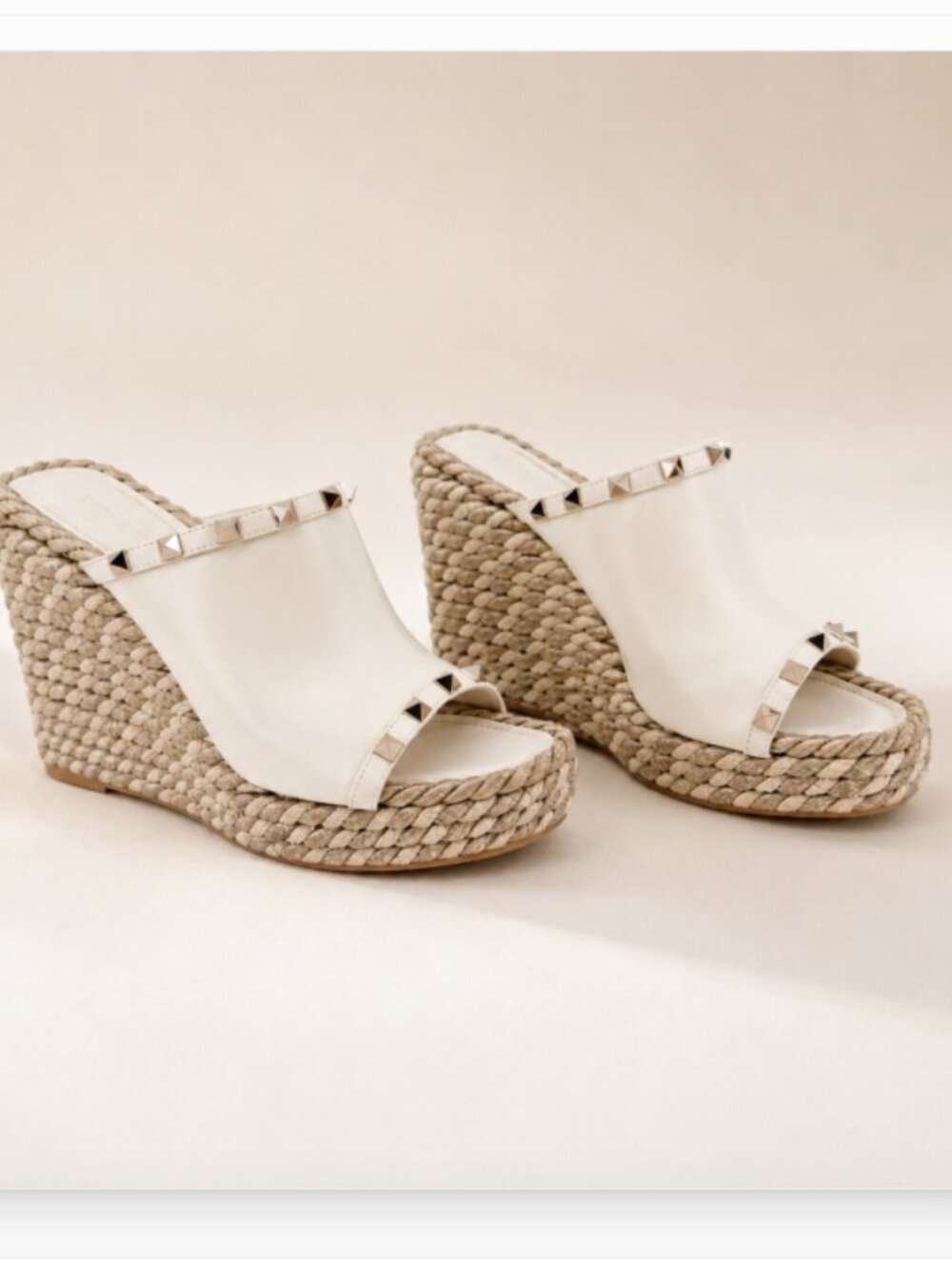 Valentino Rockstud Torchon Espadrille Wedge Sandals White Leather Size 39 US 9